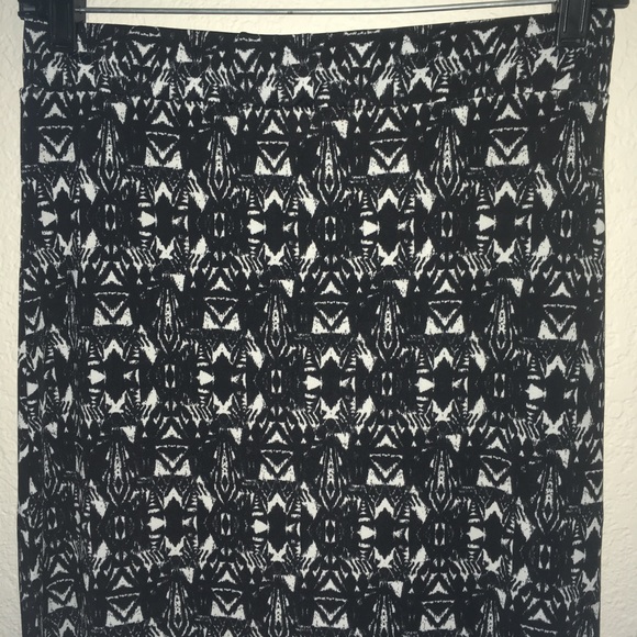 Black & White Maxi Skirt - Picture 4 of 8